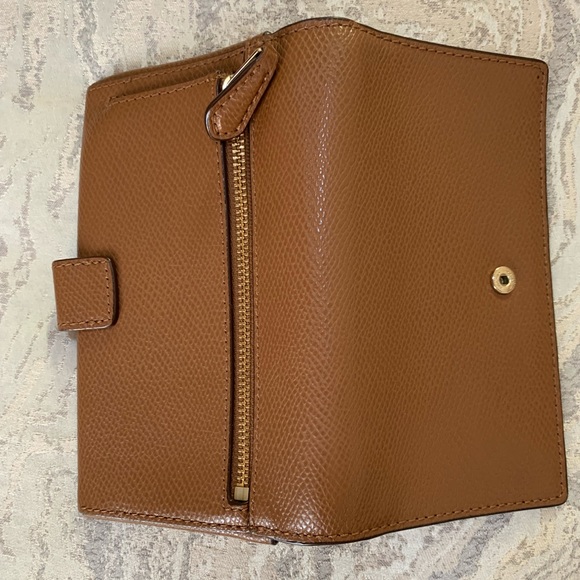 Coach Wristlet excellent condition - Picture 2 of 3